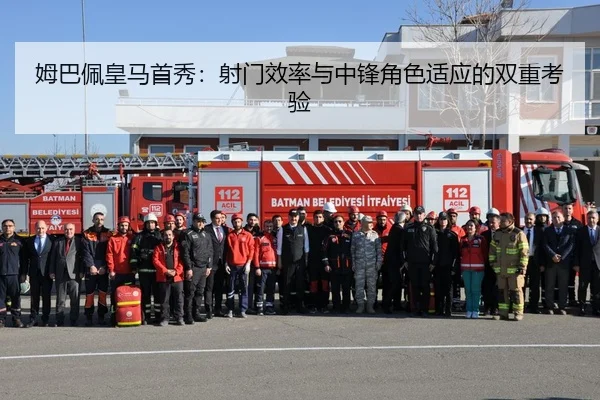 mu-ba-pei-huang-ma-shou-xiu-she-men-xiao-lv-yu-zhong-feng-jue-se-shi-ying-de-shuang-chong-kao-yan-2-916.jpg